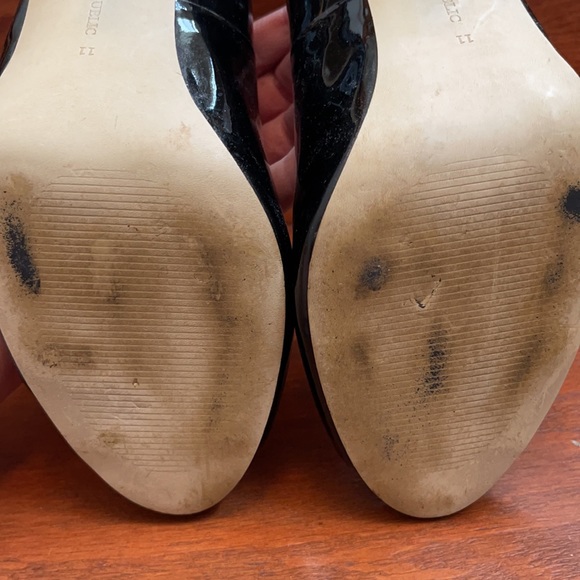 Banana Republic Peep Toe 4 Inch Heels - Picture 12 of 15